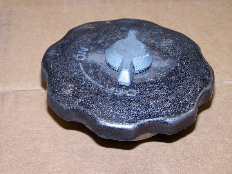 Honda atc110 atc125 atc125m  fuel gas cap  83 84 85 86 87 atc200m atc200e atc200