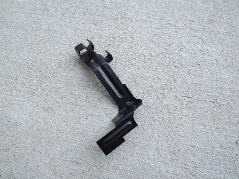 86-93 v8 mustang lx gt cobra saleen satin black powdercoated fuel line bracket