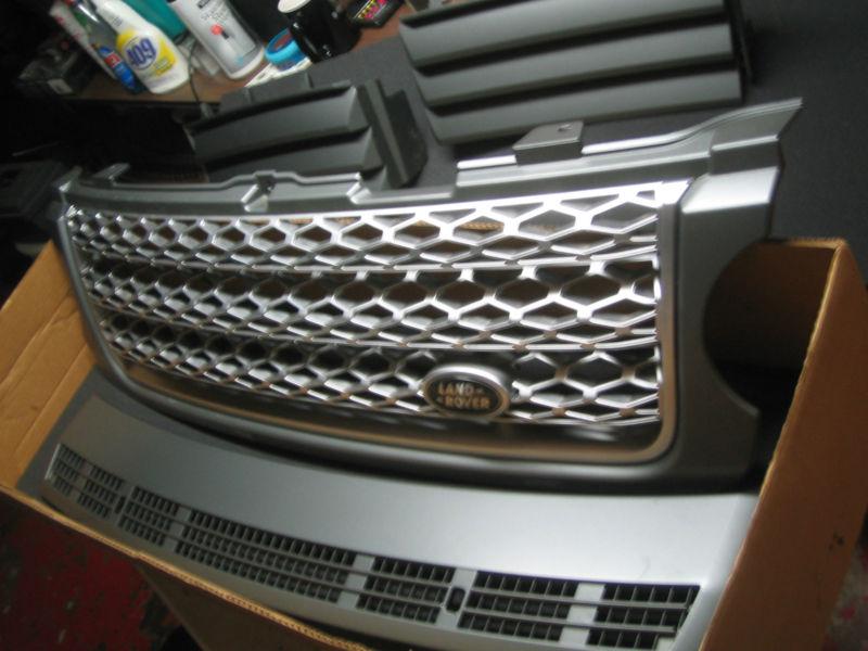Land rover, range rover oem grill set 4 pieces, charcoal/metallic free shipping