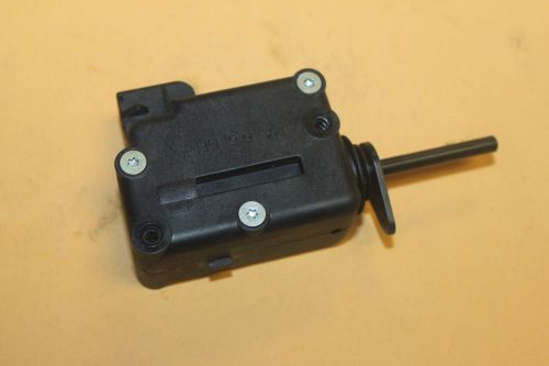 93 94 95 96 97 volvo 850 gas lid cover door release actuator