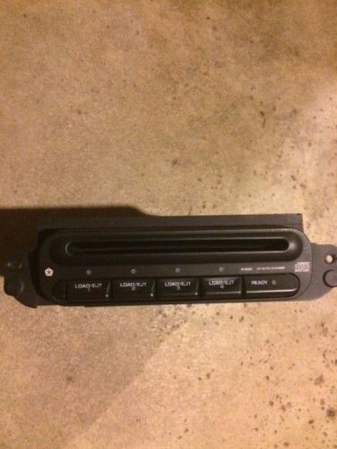 98 99 00 01 02 03 04 dodge intrepid 4 disc changer cd player player