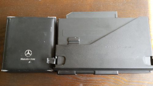 Oem genuine mercedes c class (w203)  harman/becker 6cd-changer dmc3520