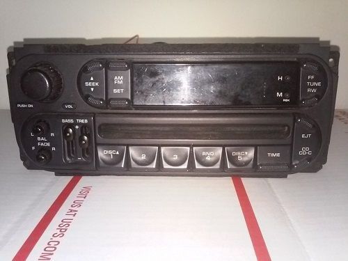 Dodge/chrysler original indash am/fm/cd car stereo 2002 to 2006