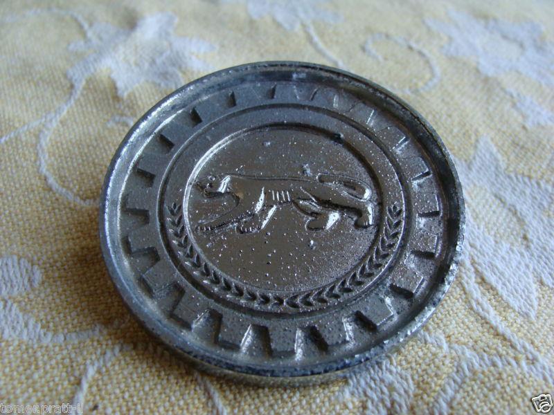 Mercury cougar  bed classic sport car emblem badge symbol round nickel mint hot