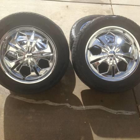 4 devino 20" chrome wheels with 215 /55 r 20 falken tires