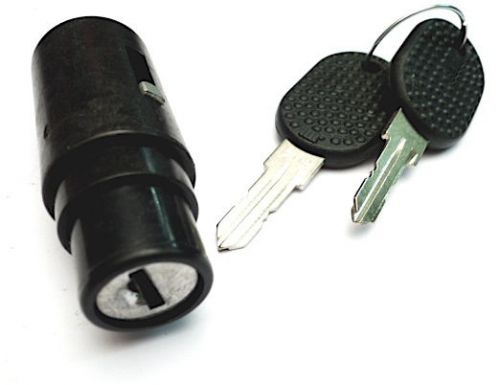 Fiat ritmo 60 75 85 super rear hatch lock new  #44e4