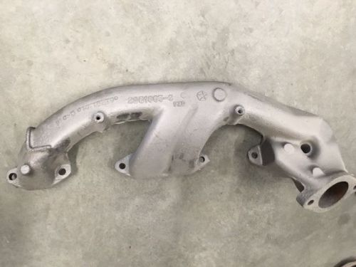 Mopar dodge plymouth 383 440 2951865-2 b and e body exhaust manifold left side