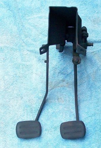 59 1959 60 1960 chevrolet impala belair 4 speed vintage clutch pedal assembly