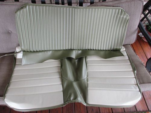 Nos r 1965 mustang fastback rear seat cover ivy gold &amp; white pony? 1966?