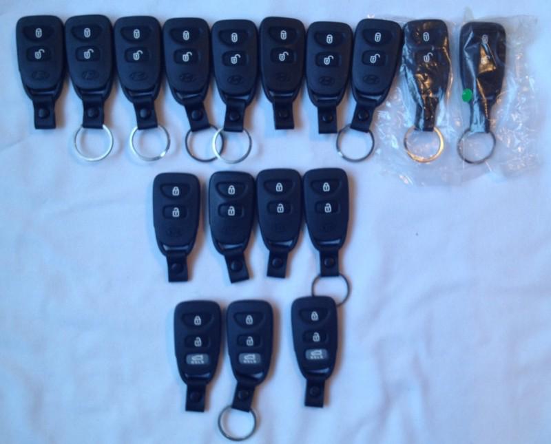 Wholesale lot of 17 hyundai / kia key fobs / remotes