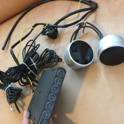 2 defi gauges and controller