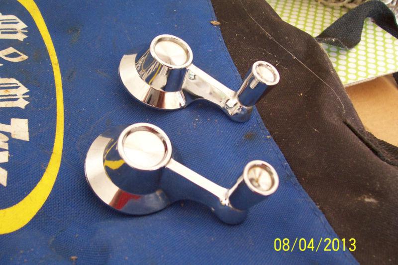 Galaxie 1962 1963 small wing vent glass vent window front crank roller handle