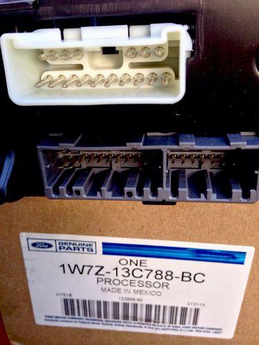 Brand new ford crown victoria oem lighting control processor #1w7z-13c788-bc