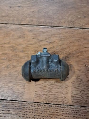 Nos gm delco made in usa wheel cylinder 7/8&#034; 5450996-7 j28