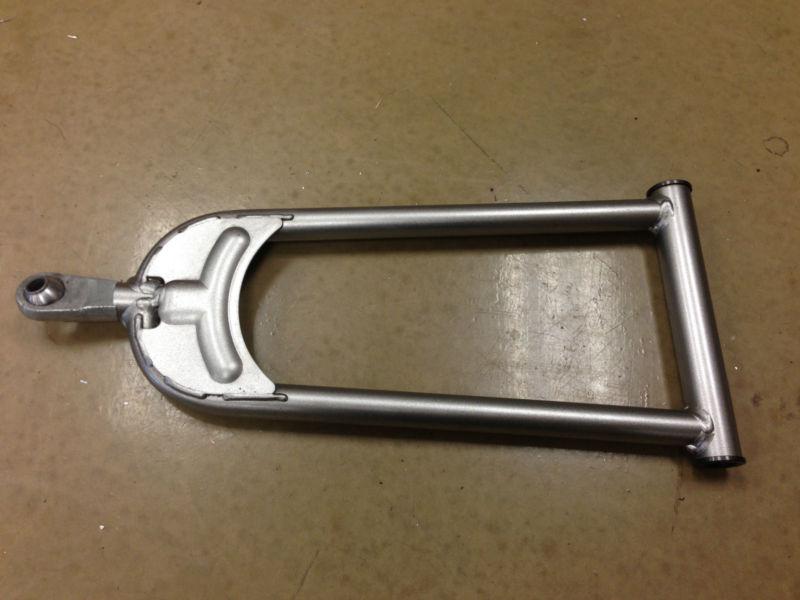 Yamaha fx nytro xtx front upper a arm right 8hk-23550-00-p0 silver suspension