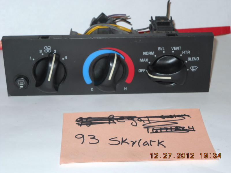 Buy 92 93 94 95 SKYLARK CLIMATE CONTROL TEMP HEATA/C DEF HEATER in Erie, Pennsylvania, US, for