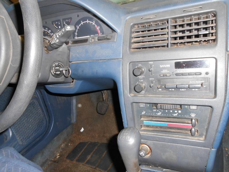 91 92 93 94 saturn s series sedan audio equipment am fm cassette radio 013094