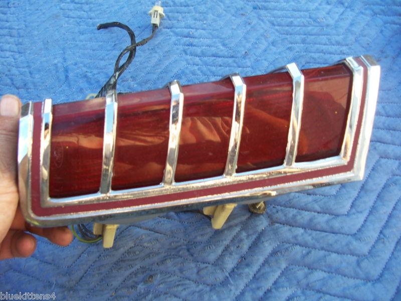 1978 MARK V LEFT CRACKED TAILLIGHT OEM USED ORIGINAL LINCOLN FORD PART WEAR, US $76.00, image 10