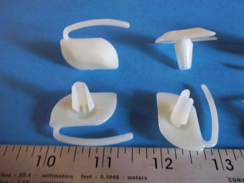 Universal Type moulding Fastener Chevrolet Rear Fender Lower Moulding Fastener, US $11.85, image 2