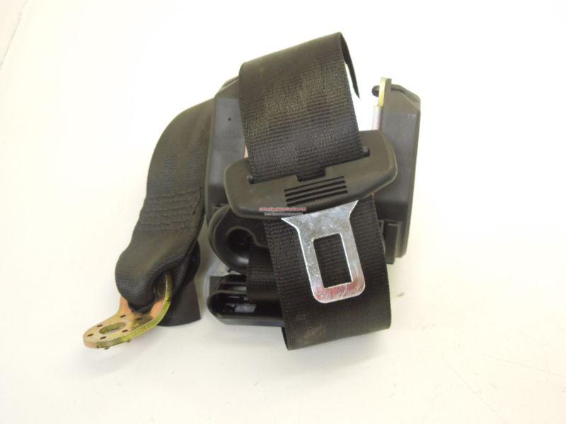 Audi tt 8n rear seat belt for either side 8n8857805