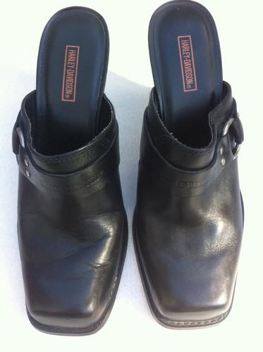 Harley davison womens sz 10 black leather clogs. " mules "