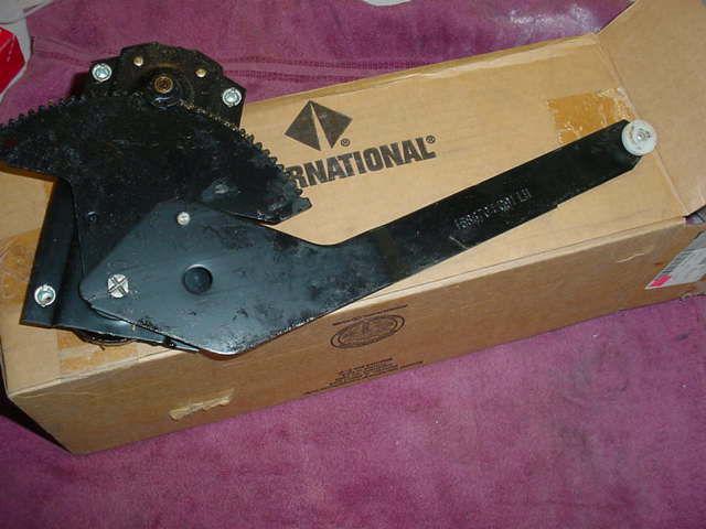 International truck parts window regulator