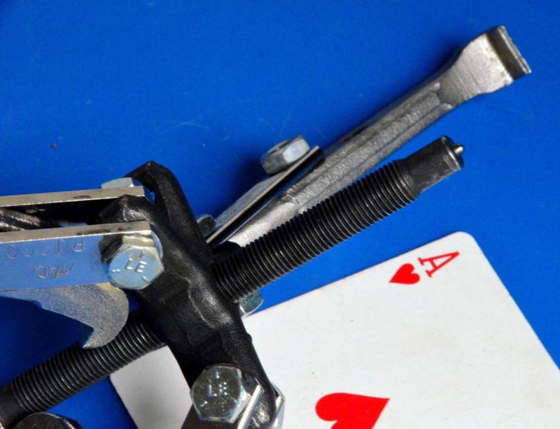 Find MAC tools 2Ton 2 & 3 Jaw 8Way Mechanical GripOMatic Reversible Gear Puller in Virginia