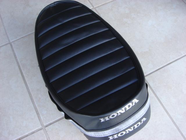 HONDA CT70 TRAIL70 1969 TO 1971 REPLACEMENT SEAT COVER SILVER DYED LOGO, US $22.00, image 3