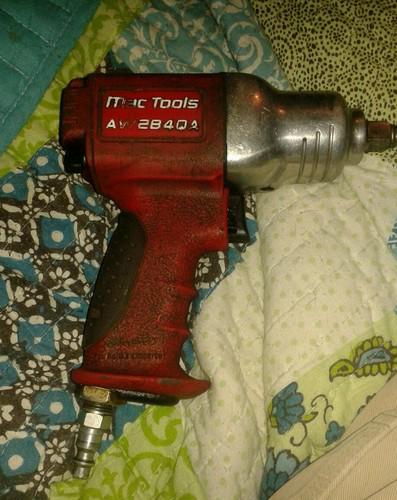 Mac tools aw 284qa 1/2 in drive used bout 6 months works great 