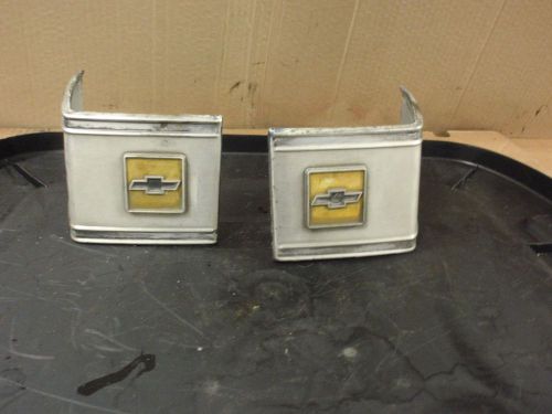 1975-87 chevy truck suburban k5 blazer cab corners moulding trim