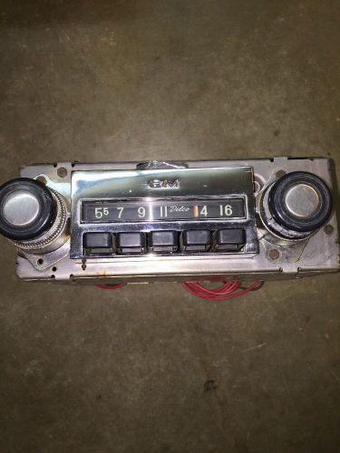 1967 72 chevy gmc pickup truck delco am radio w/ deluxe knobs k5 blazer c10 c20