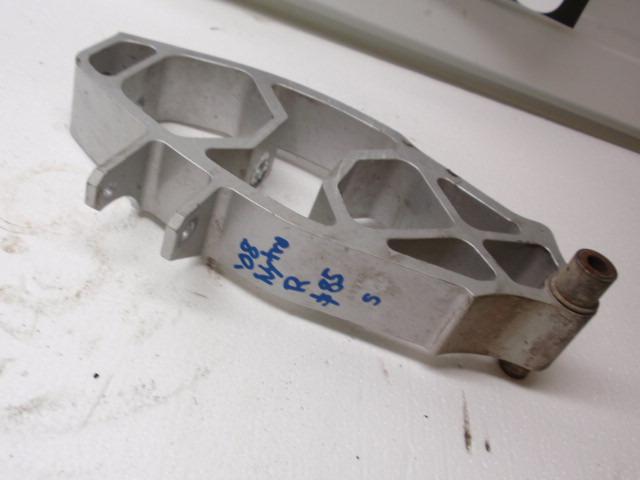 2008 yamaha fx nytro snowmobile right front suspension spindle