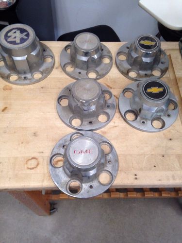 Lot of gmc and chevrolet four-wheel-drive hub covers