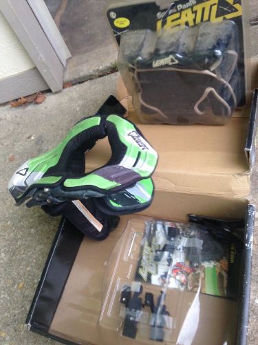 Leatt neck brace size small with the adjustments