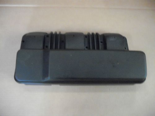 '95 yamaha 225 carbureted 2 stroke - air box port side pn 61a-14440-03-00