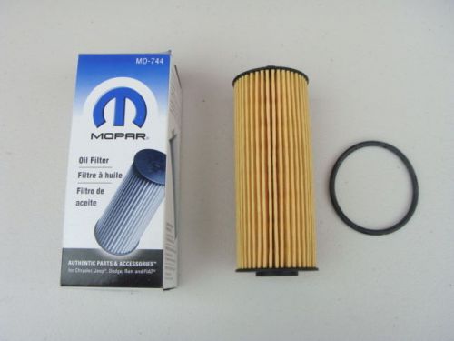 Dodge chrysler jeep 3.6l 3.6 l oil filter mopar pentastar engine retainer new