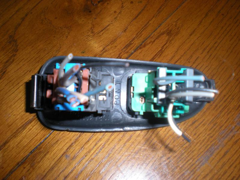 PONTIAC GRAND PRIX 97 98 99 00 01 02 POWER WNDW LOCK SWITCH PASSENGER RH, US $19.99, image 3
