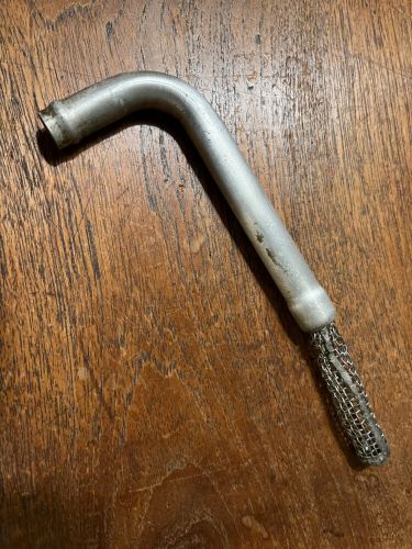 Cessna 182 fuel finger strainer