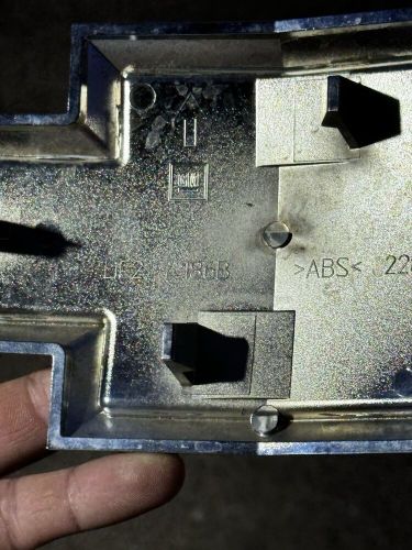 2015-2020 Chevy Tahoe/Suburban 22814066 Gold Bowtie Grill Emblem Genuine OEM, US $25.00, image 3