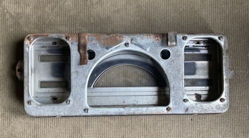 1941 1946 CHEVY GMC PICKUP SPEEDOMETER INSTRUMENT CLUSTER BEZEL Nice Patina!!, US $29.99, image 2