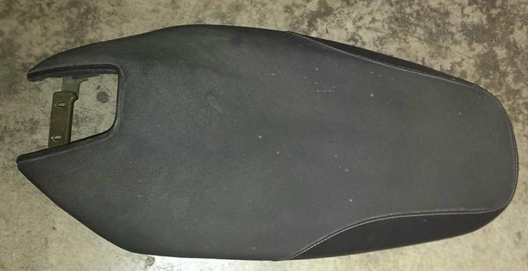 2010 yamaha zuma 125 seat