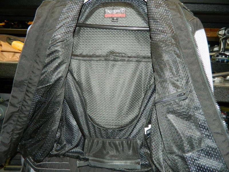 Triumph Raptor Mesh Motorcycle Jacket Black/Grey Nylon Size 43-53 w/Armor B3209, US $9.95, image 5