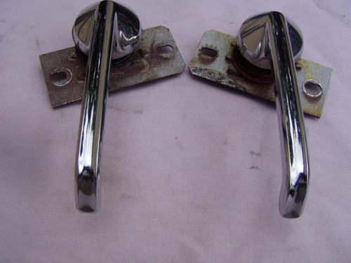 1955 1956 1967 1958 1959 plymouth handles and latch mechanisim