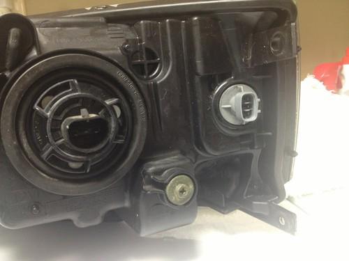 2004 mitsubishi endeavor Passenger Side Headlight Assembly, US $65.00, image 7