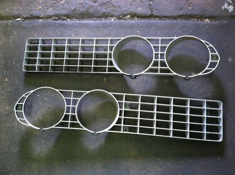 1970 71 ford torino gt grille complete