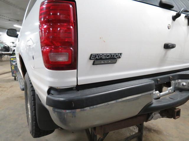 1998 ford expedition tail lamp light left
