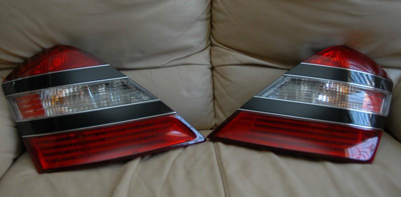 W221 mercedes benz s550 s600 s63 s65 tail lights pair tail lamps 2007-2009 oem