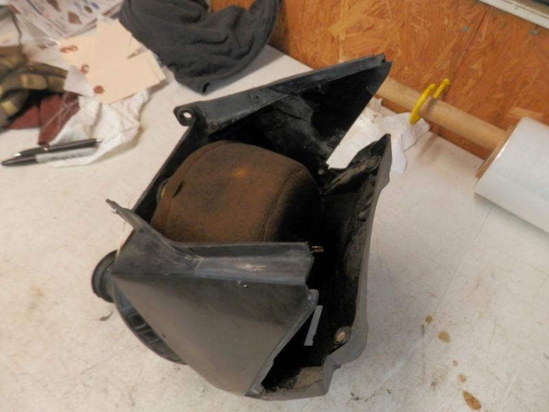 2003 honda crf450r   air box assy.