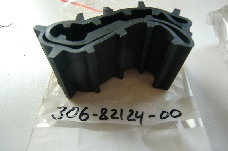 Yamaha xs1 xs2 xs650 battery rubber 306-82124-00 nos