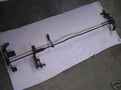 Corvette 69-72 wiper door hinge assembly (linkage)